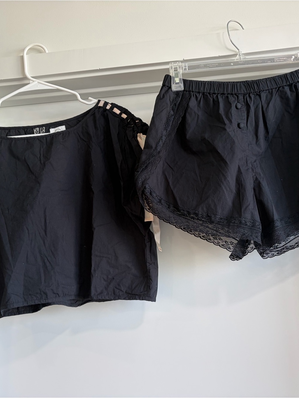 Black Women's Lace-Trim Lounge Set